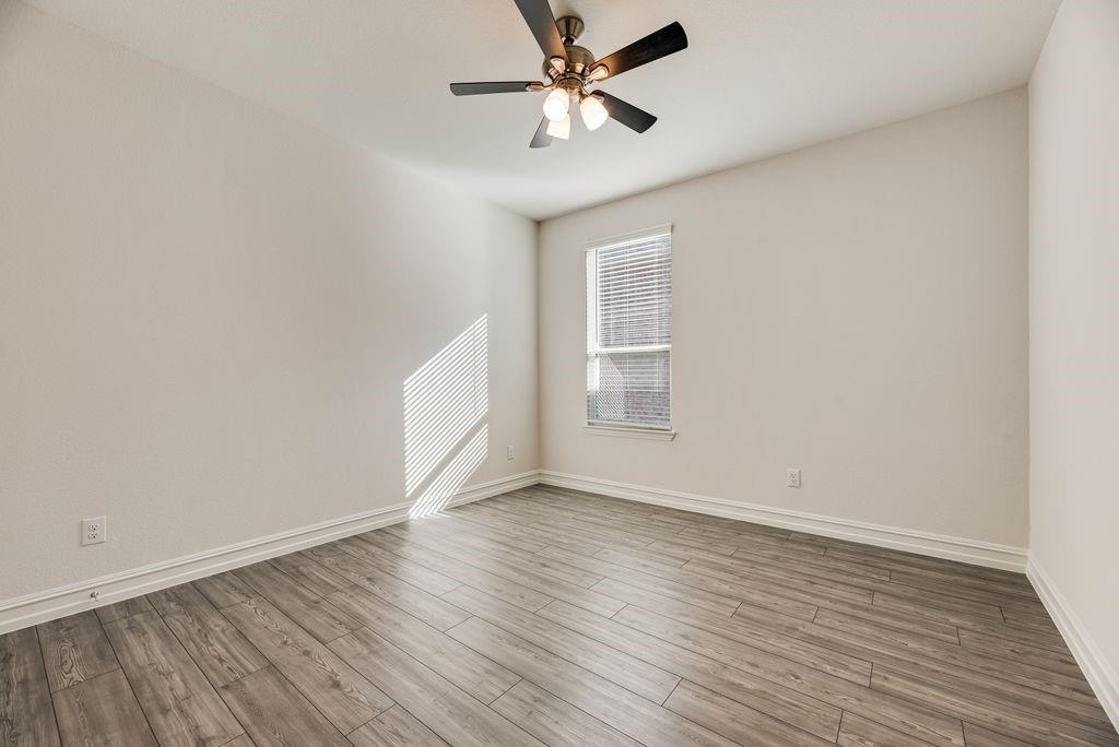1112 Cornerstone Drive - Photo 15