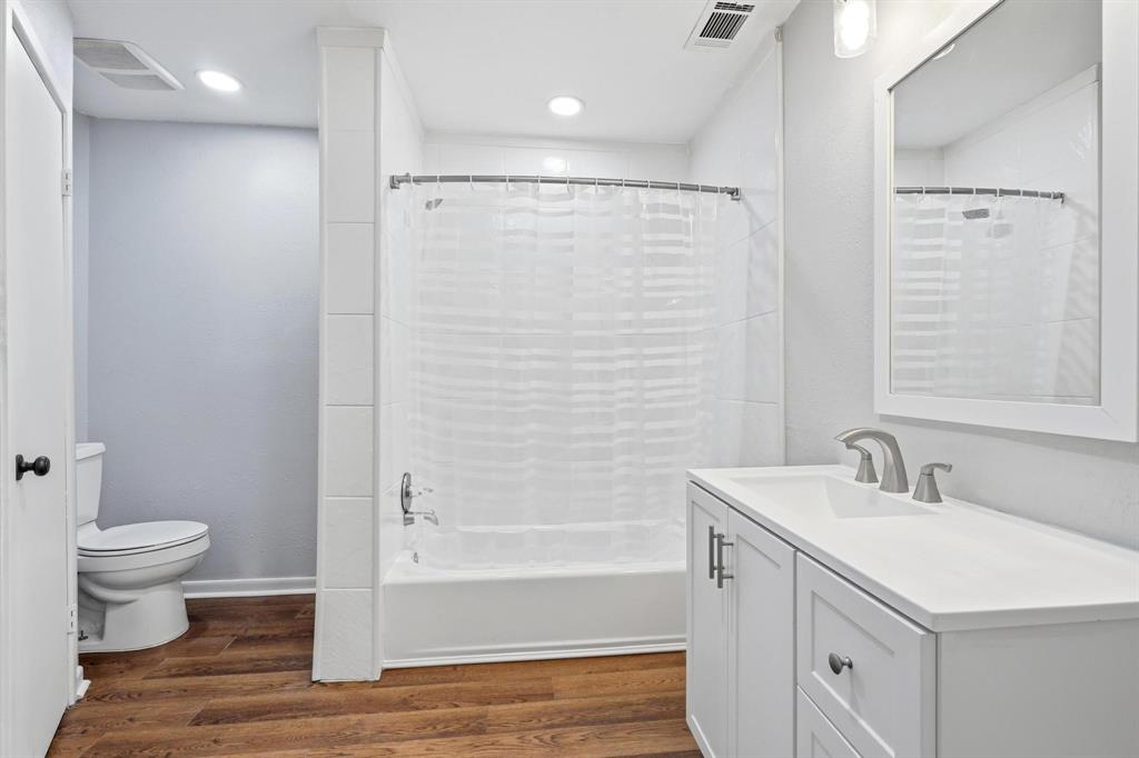 1501 Edgewater Road - Photo 16