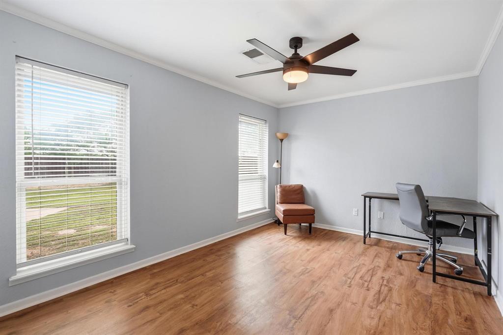 1501 Edgewater Road - Photo 17