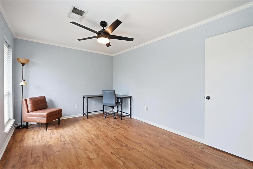 1501 Edgewater Road - Photo 18