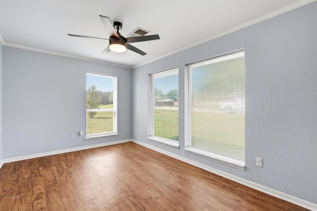 1501 Edgewater Road - Photo 20