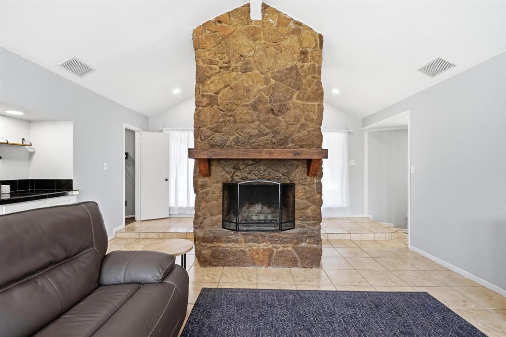 1501 Edgewater Road - Photo 25