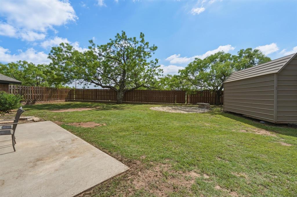 1501 Edgewater Road - Photo 32