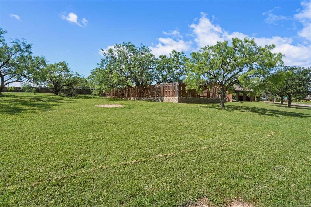 1501 Edgewater Road - Photo 33