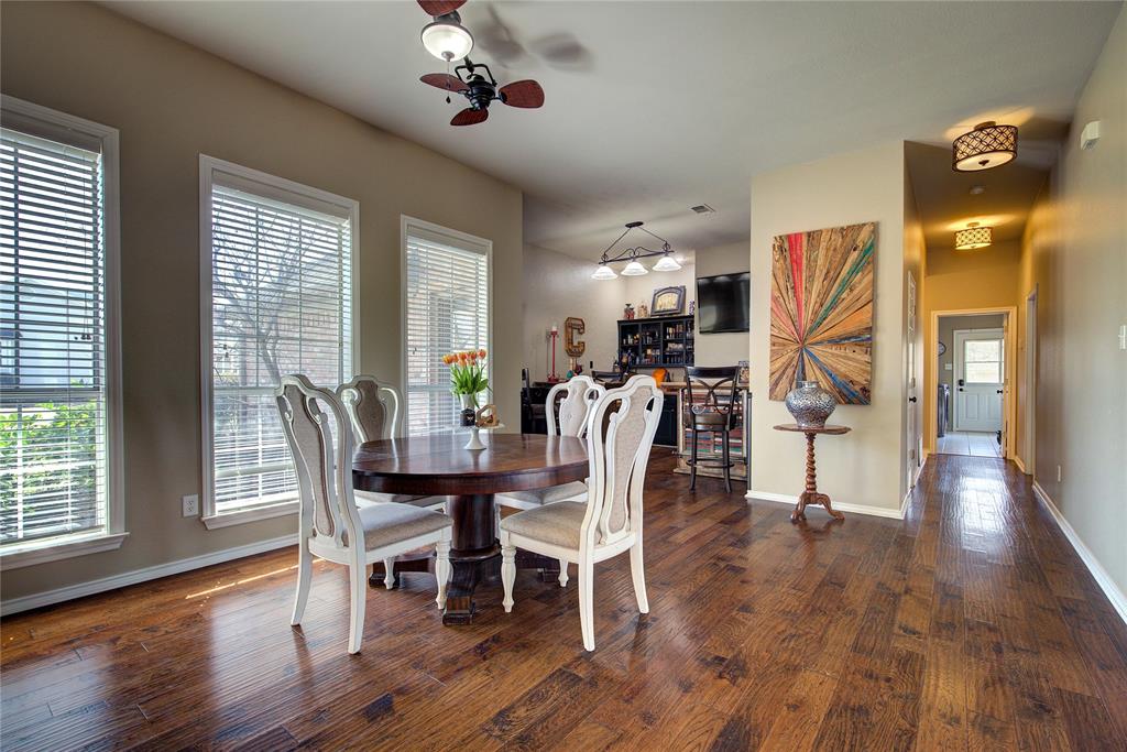 1079 Country Club Road - Photo 14