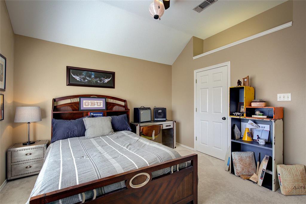 1079 Country Club Road - Photo 37