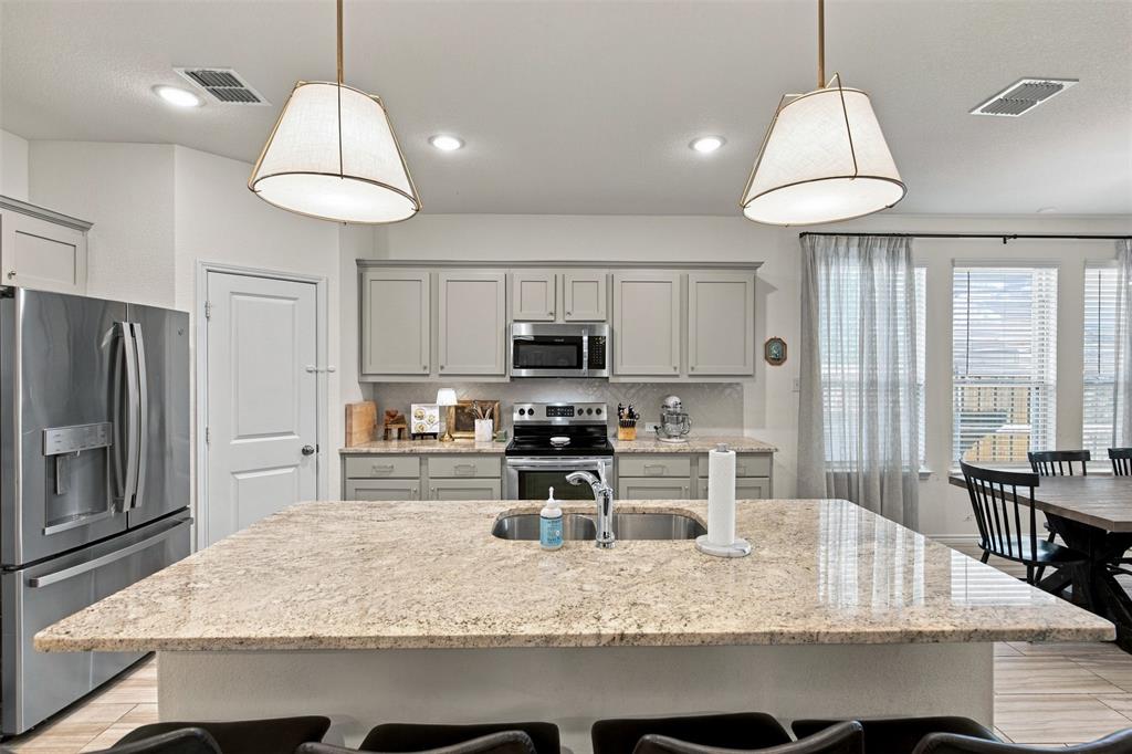 10501 Alpine Meadow Lane - Photo 11