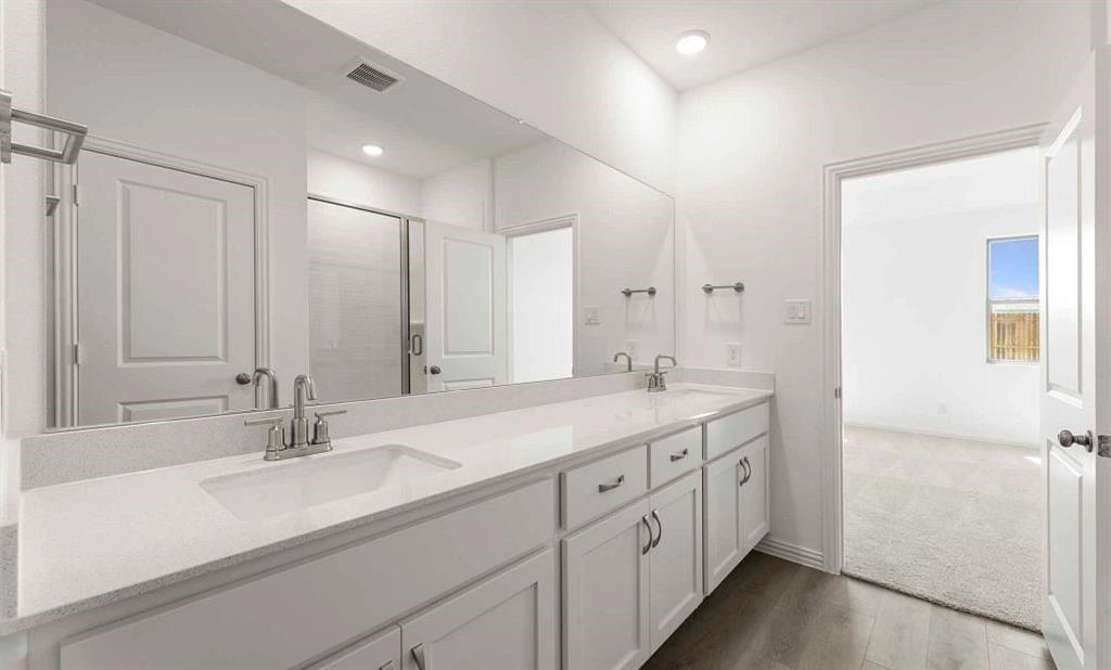 705 Columbus Circle - Photo 24