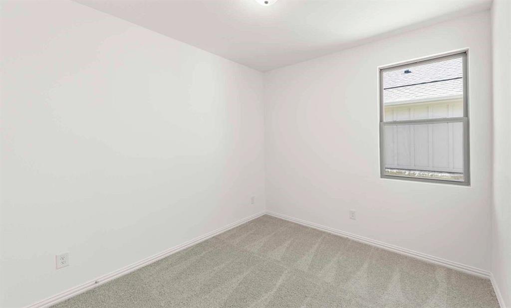 705 Columbus Circle - Photo 8