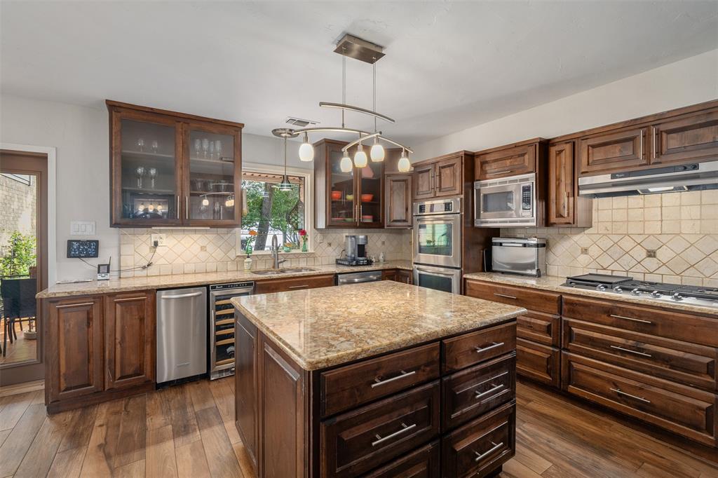205 Shoreline Drive - Photo 10