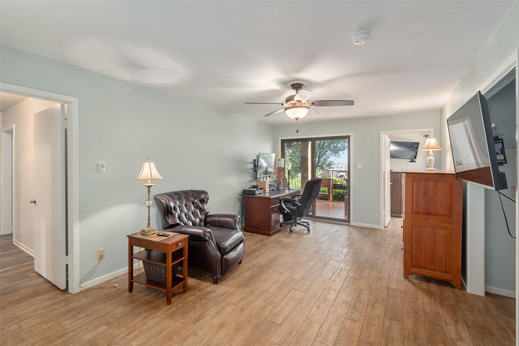205 Shoreline Drive - Photo 13