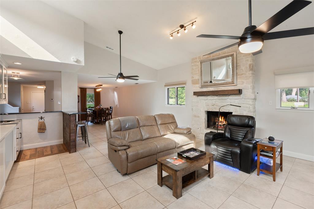 205 Shoreline Drive - Photo 6