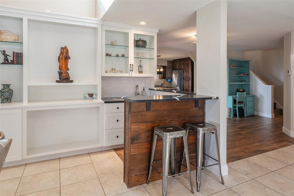205 Shoreline Drive - Photo 7