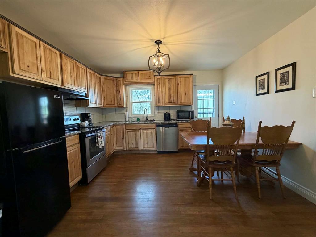 410 W Reiman Street - Photo 6