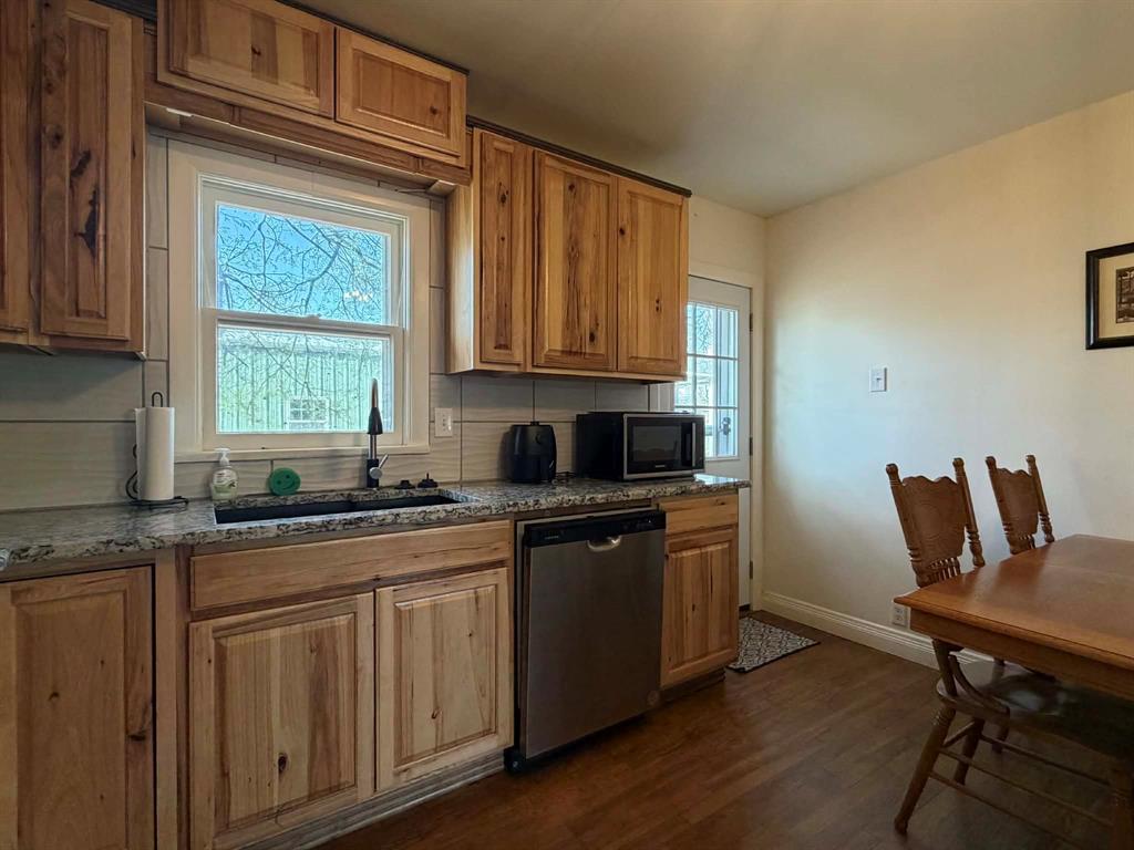 410 W Reiman Street - Photo 7