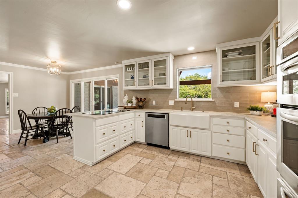 2405 N Carroll Avenue - Photo 15