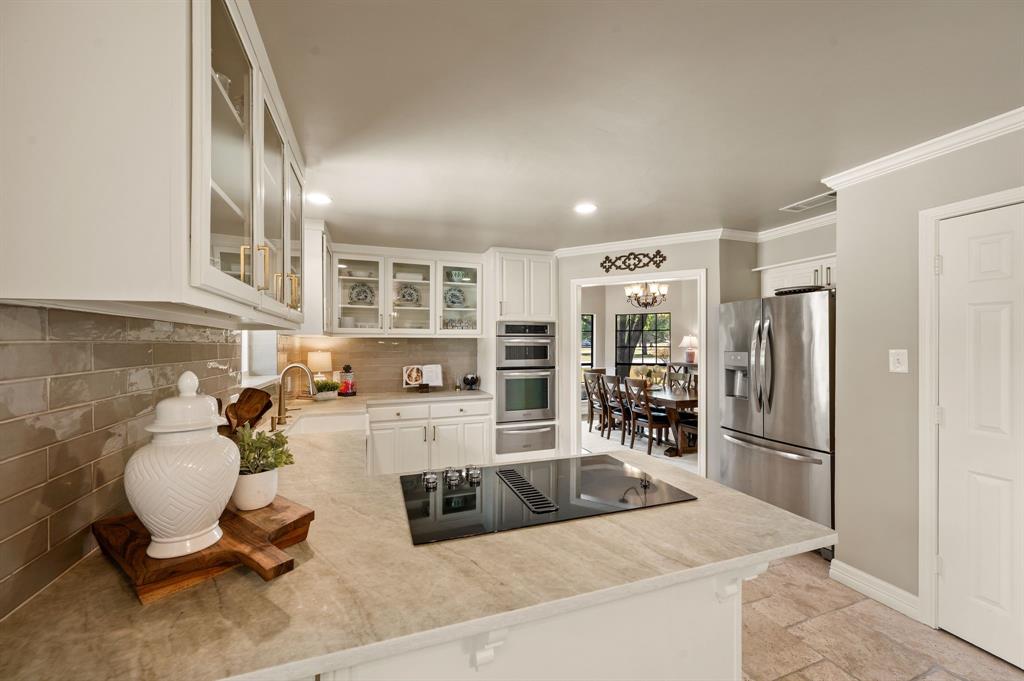 2405 N Carroll Avenue - Photo 17