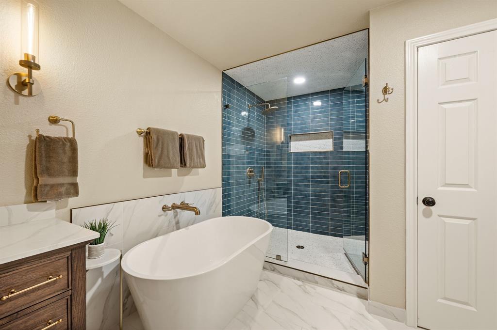 2405 N Carroll Avenue - Photo 25