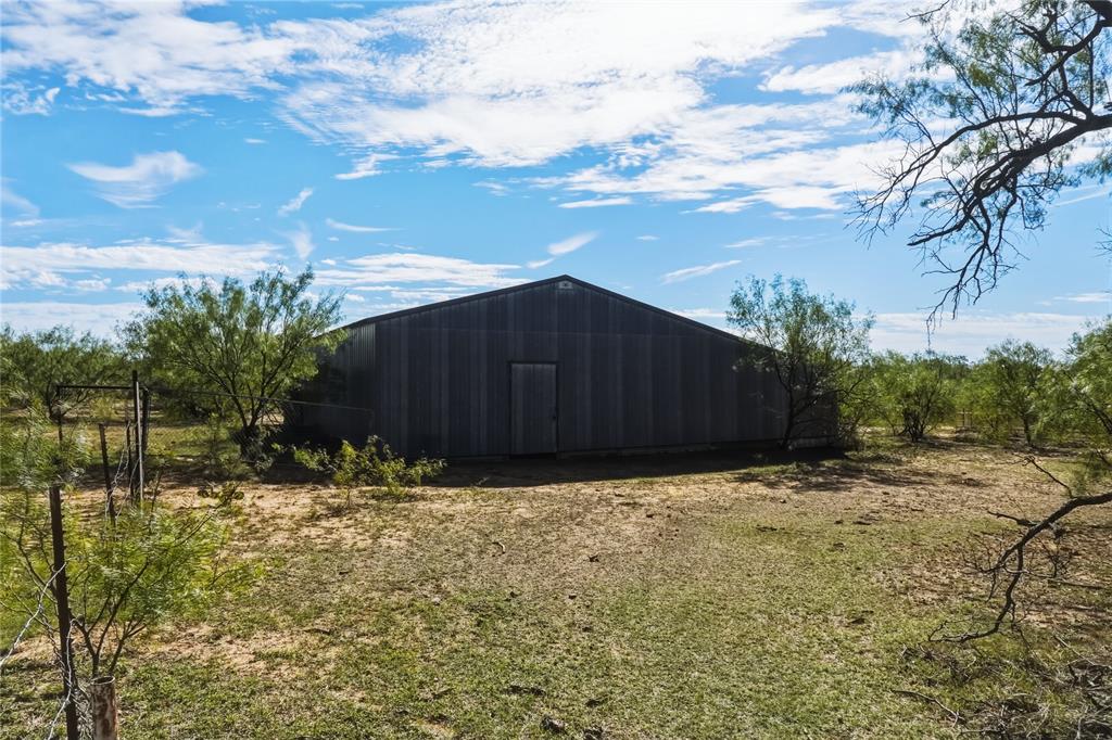 6811 114 Highway W - Photo 19