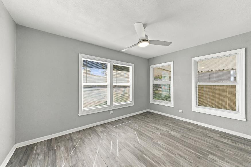 1619 Baylor Avenue - Photo 14