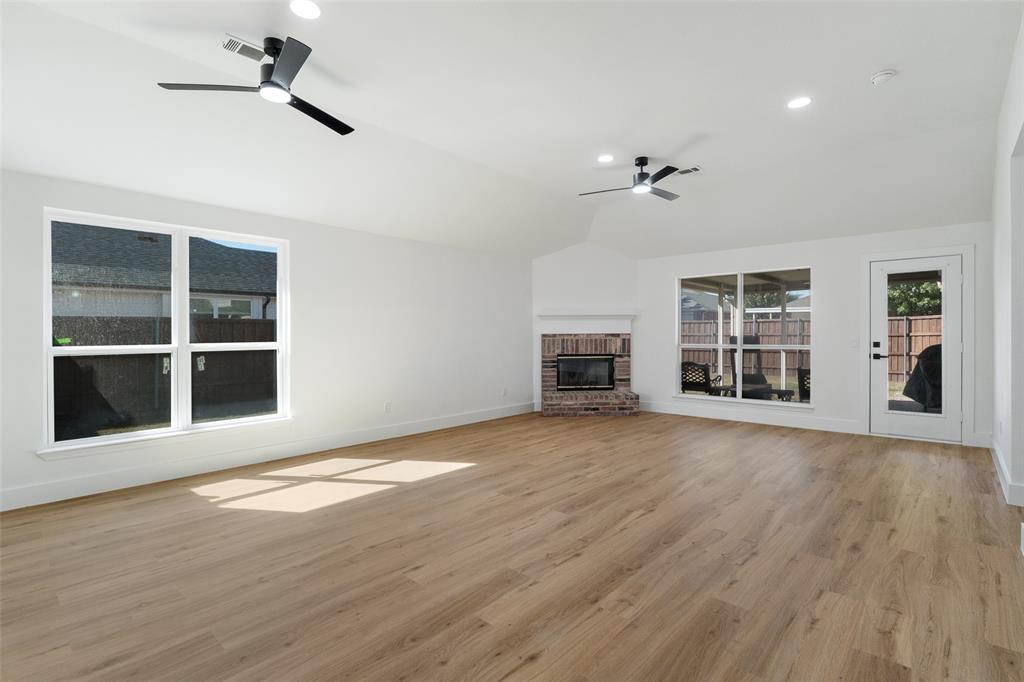 1302 Vail Lane - Photo 4
