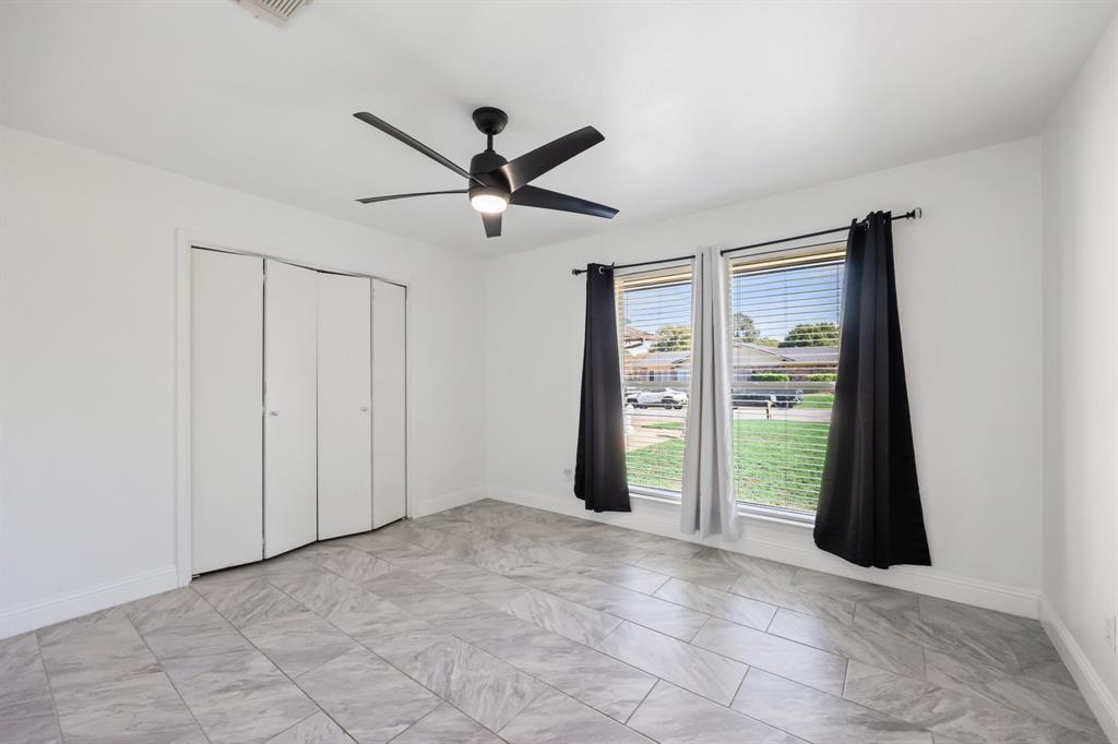 726 Danvers Lane - Photo 8
