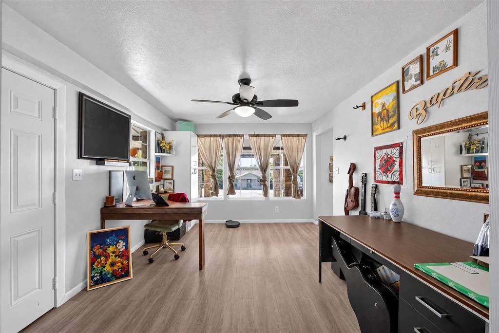 2705 Solar Court - Photo 19