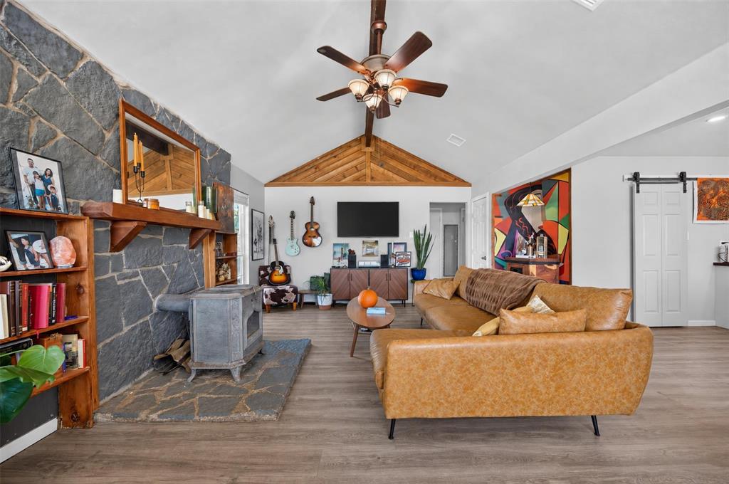2705 Solar Court - Photo 2
