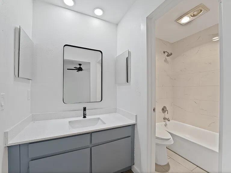 813 Panay Way Drive - Photo 15
