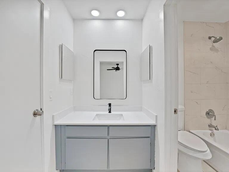 813 Panay Way Drive - Photo 7