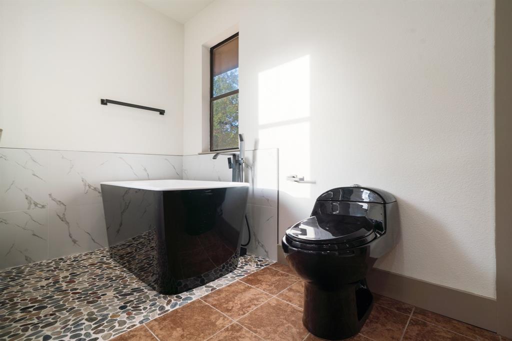 3820 Lakeshore Drive - Photo 16