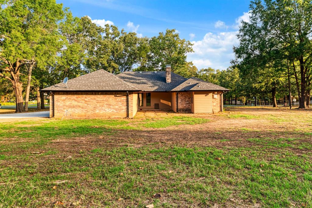 3820 Lakeshore Drive - Photo 21