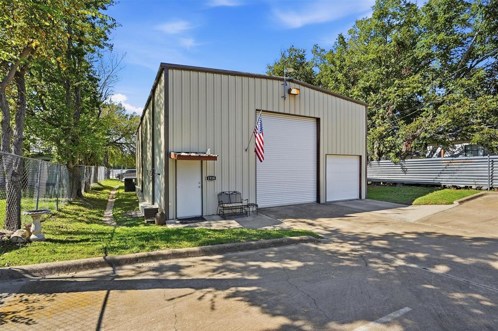 1518 S Austin Street - Photo 30