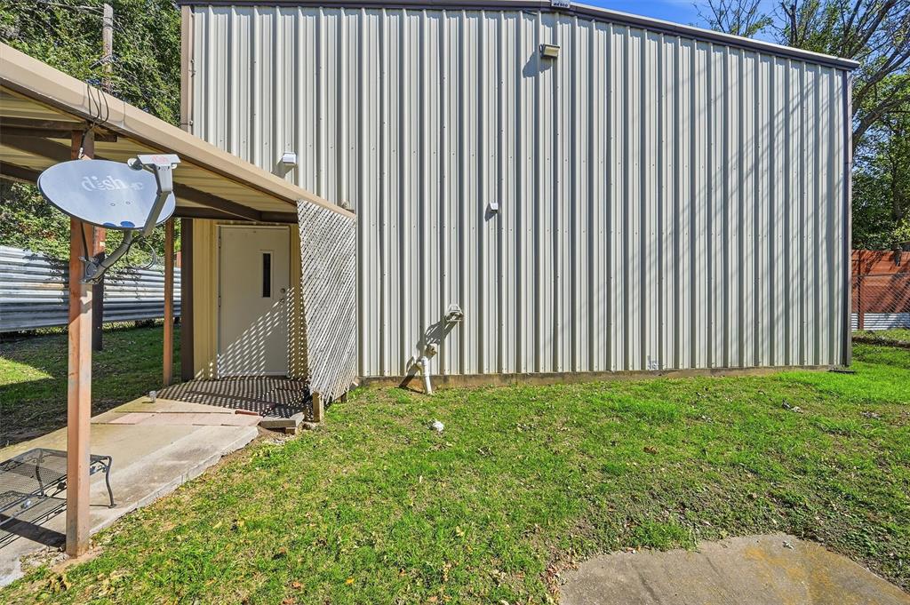 1518 S Austin Street - Photo 37
