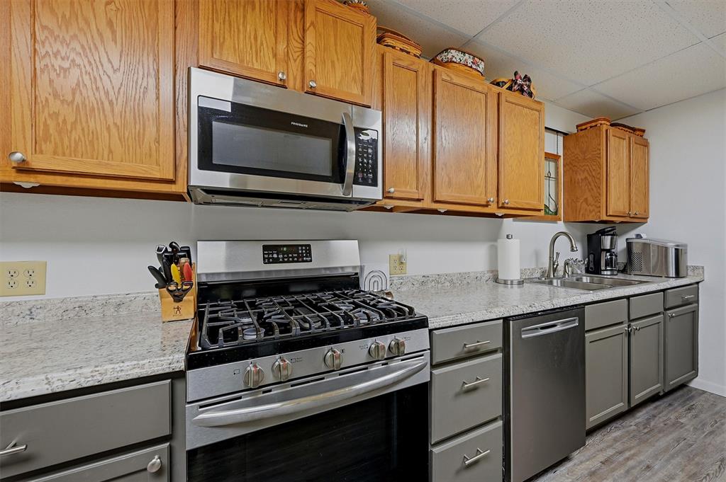 1518 S Austin Street - Photo 6
