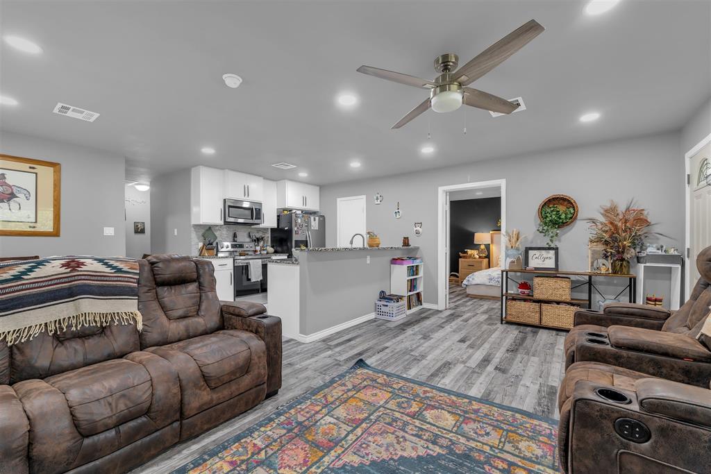 408 Little Avenue - Photo 5