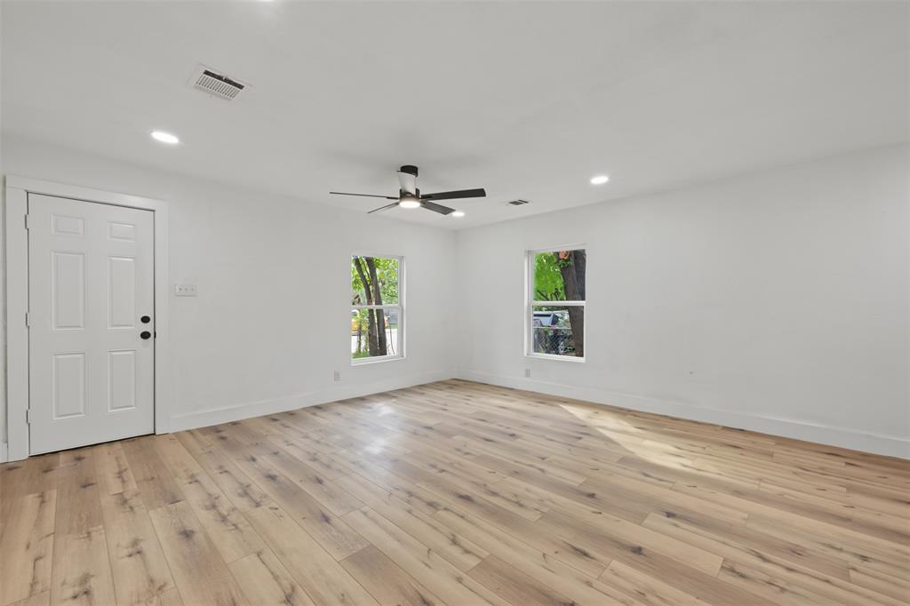 3805 Burton - Photo 12