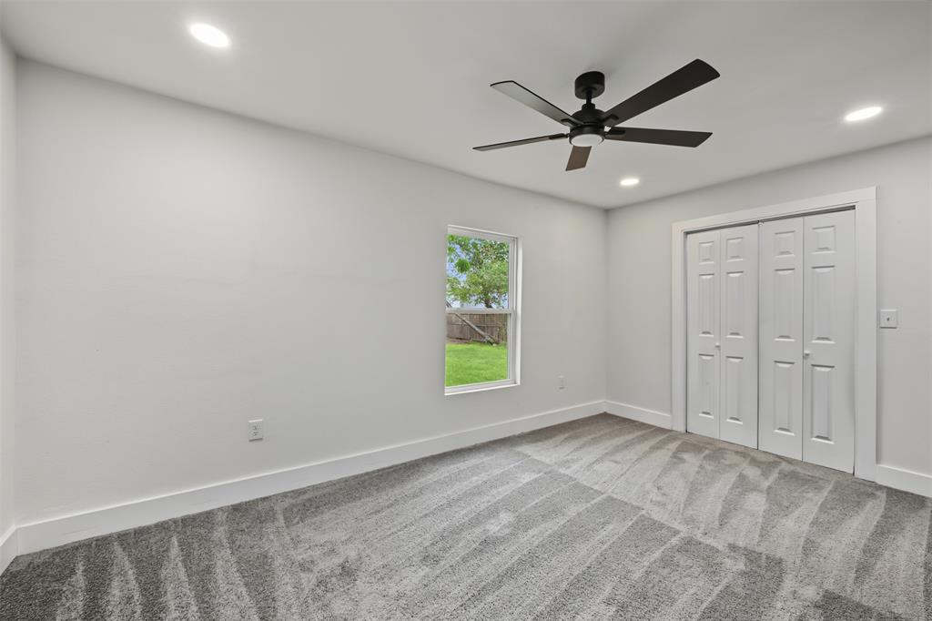 3805 Burton - Photo 19