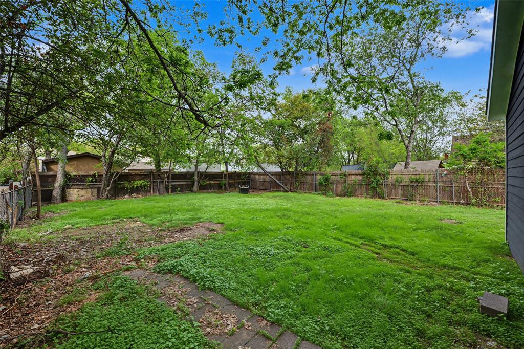 3805 Burton - Photo 23