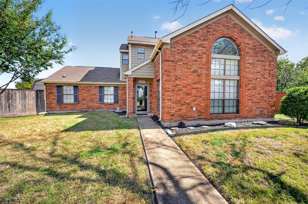 4009 Tradewind Circle - Photo 2