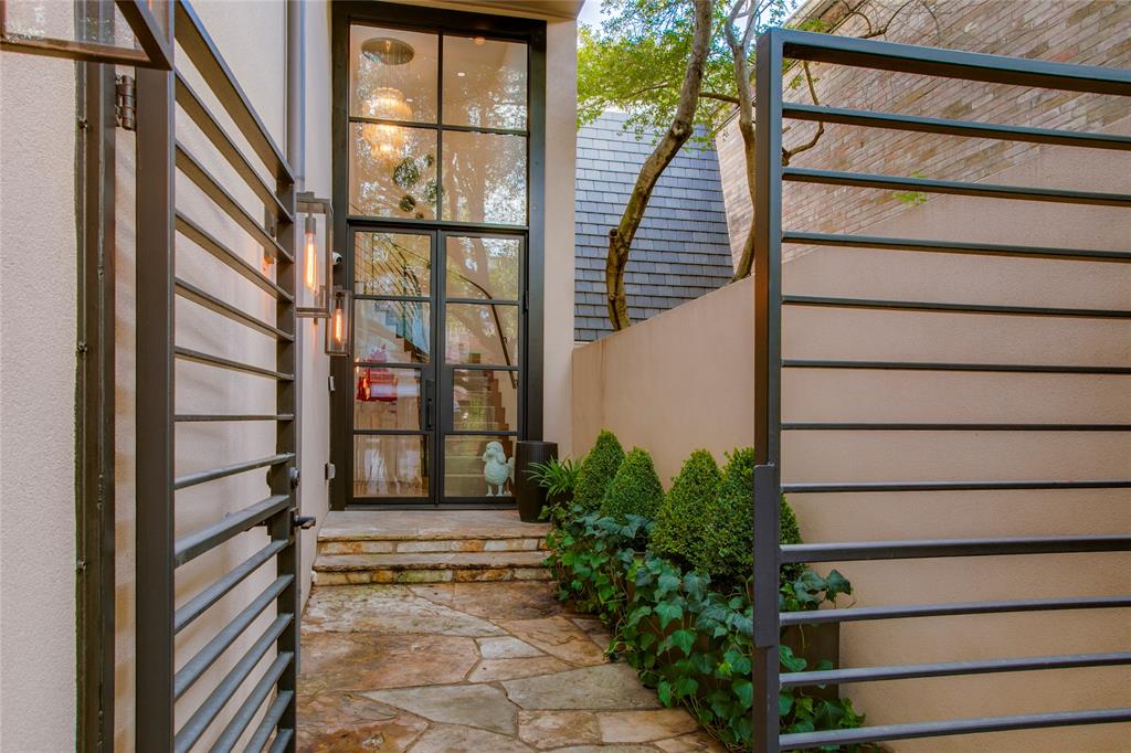4648 Christopher Place - Photo 3