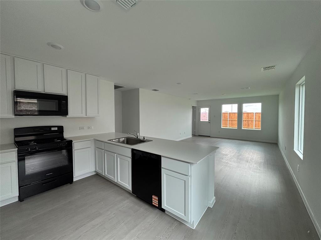 5300 Parkdale Drive - Photo 16