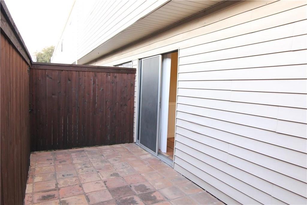 9803 Park Lane Place - Photo 14