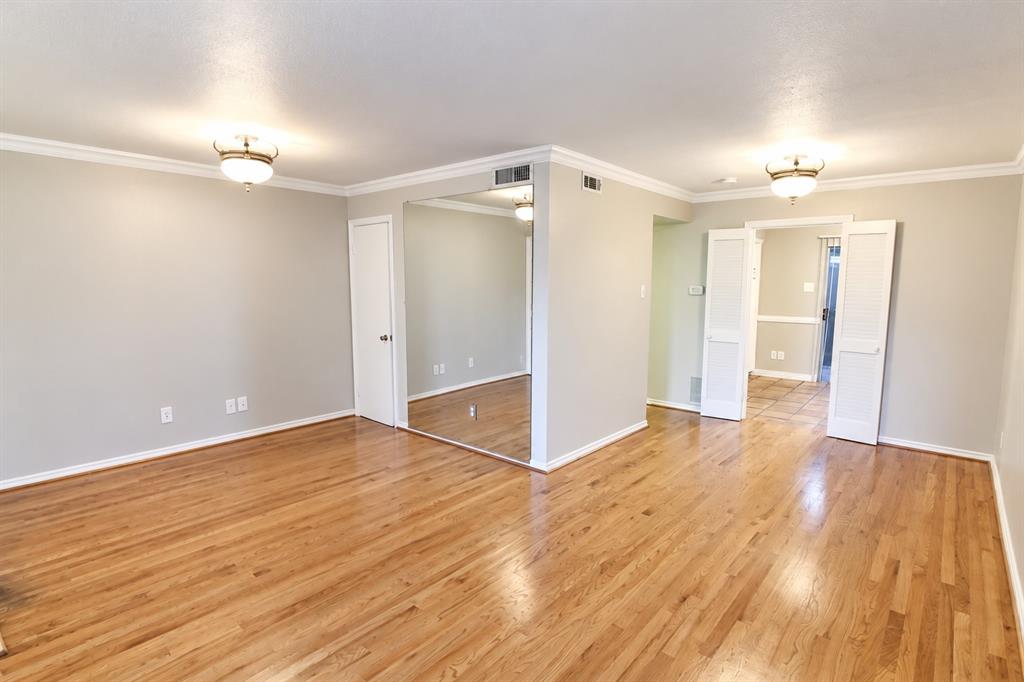 9803 Park Lane Place - Photo 3