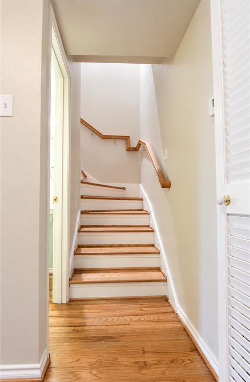 9803 Park Lane Place - Photo 8