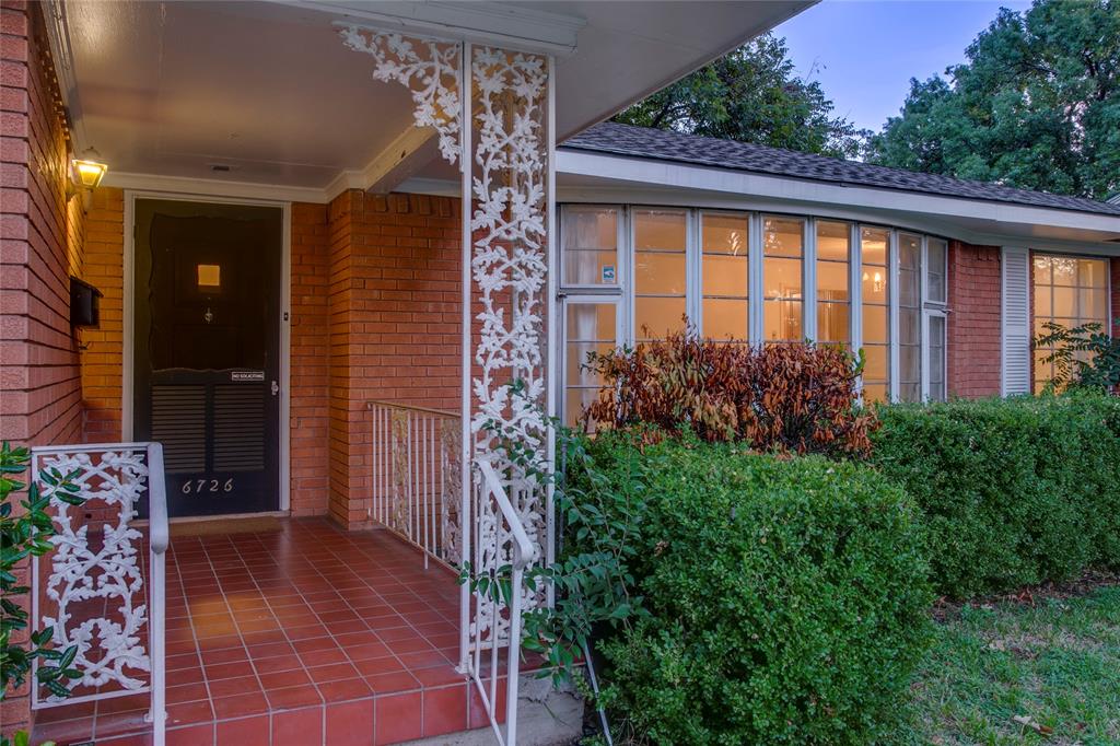 6726 Braeburn Drive - Photo 4
