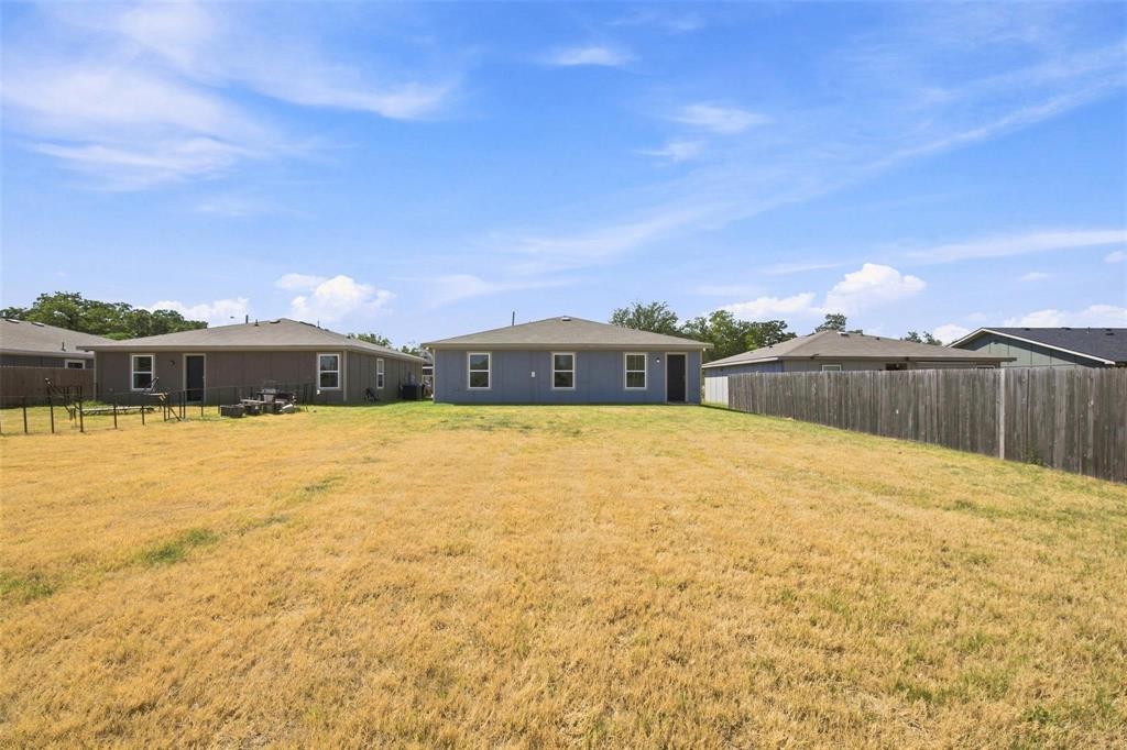 413 E Hull Street - Photo 16