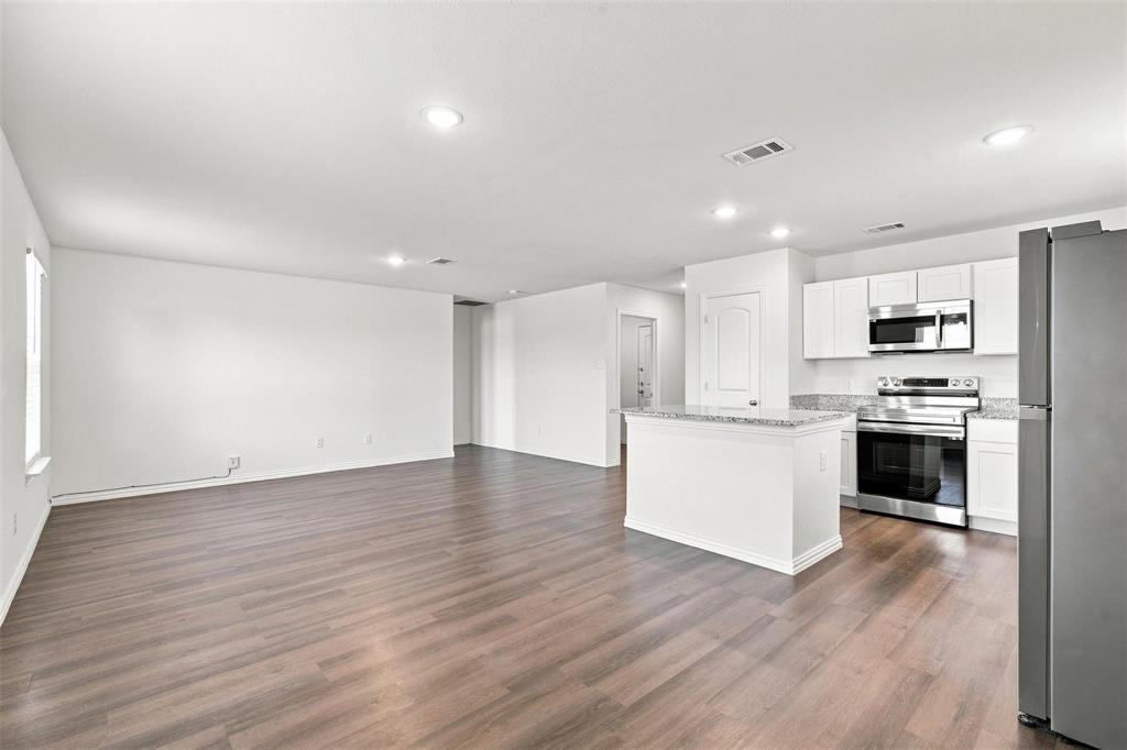 413 E Hull Street - Photo 5