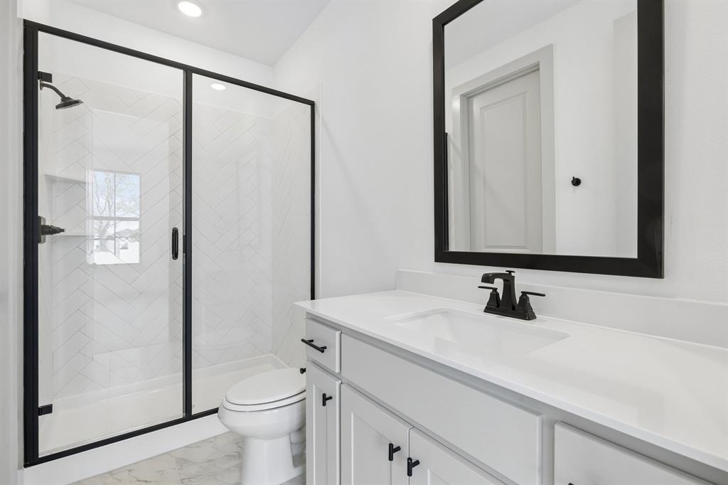 5355 Roselyn Way - Photo 17