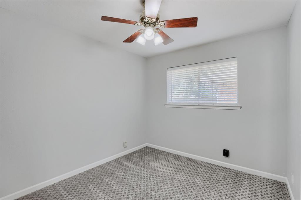 701 Knollridge Drive - Photo 16
